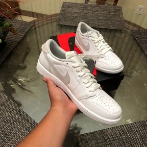 Jordan 1 low neutral grey